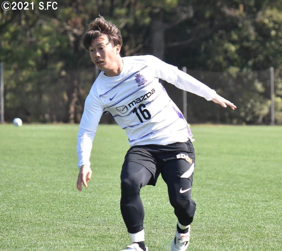 サンフレッチェ広島さんのインスタグラム写真 - (サンフレッチェ広島Instagram)「宮崎キャンプ最終日⚽️ 報道陣を含めて完全非公開の中、トレーニングマッチで締めくくりました‼︎ #東俊希 選手 #青山敏弘 選手 #清水航平 選手 #藤井智也 選手 #川辺駿 選手 #茶島雄介 選手 #長沼洋一 選手 #sanfrecce #積攻 #宮崎キャンプ」1月31日 15時19分 - sanfrecce.official