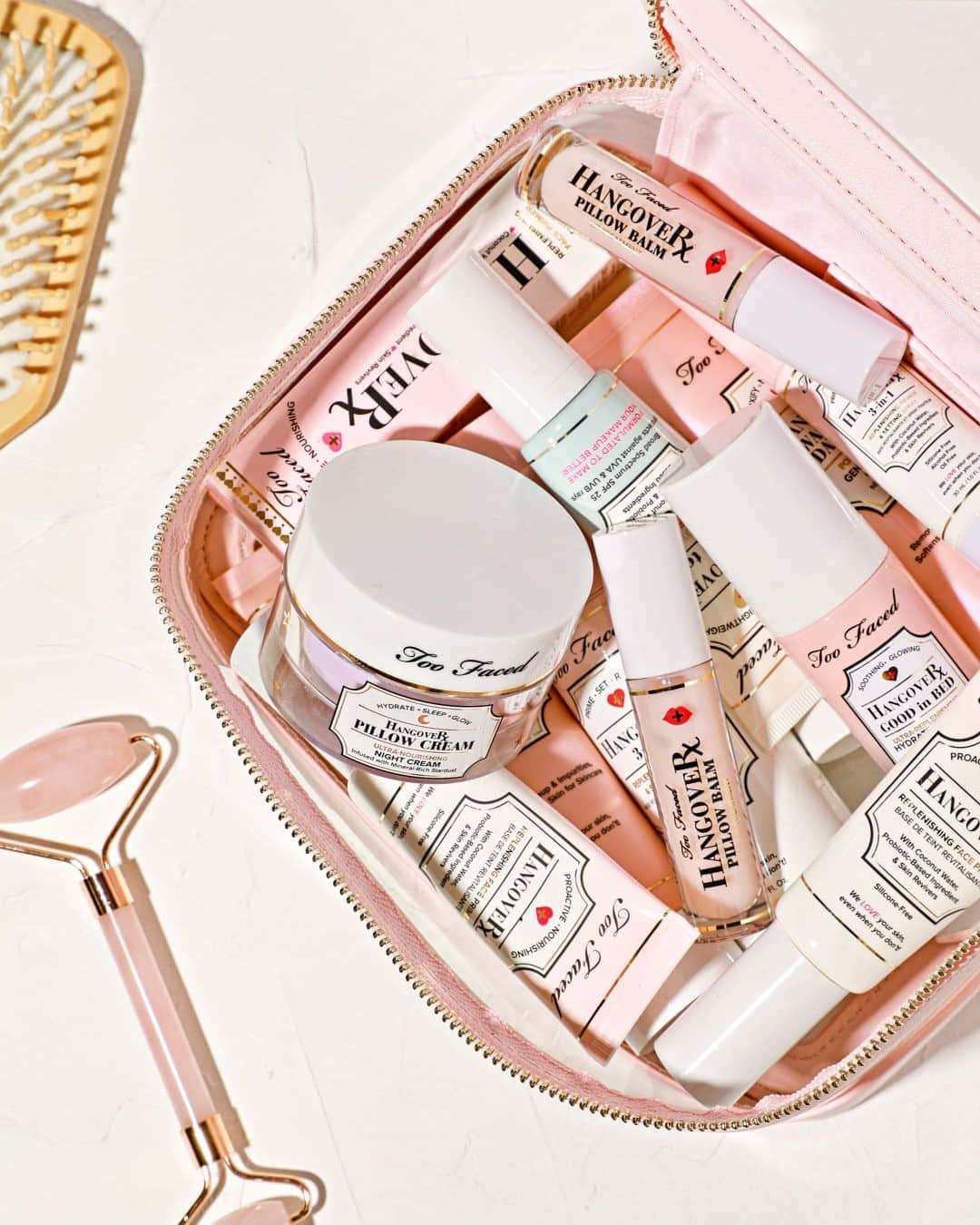 のインスタグラム：「What skincare dreams are made of 😍☁️ Kick off your #selfcaresunday routine with our hydrating & nourishing Hangover Collection! #tfhangover #toofaced」