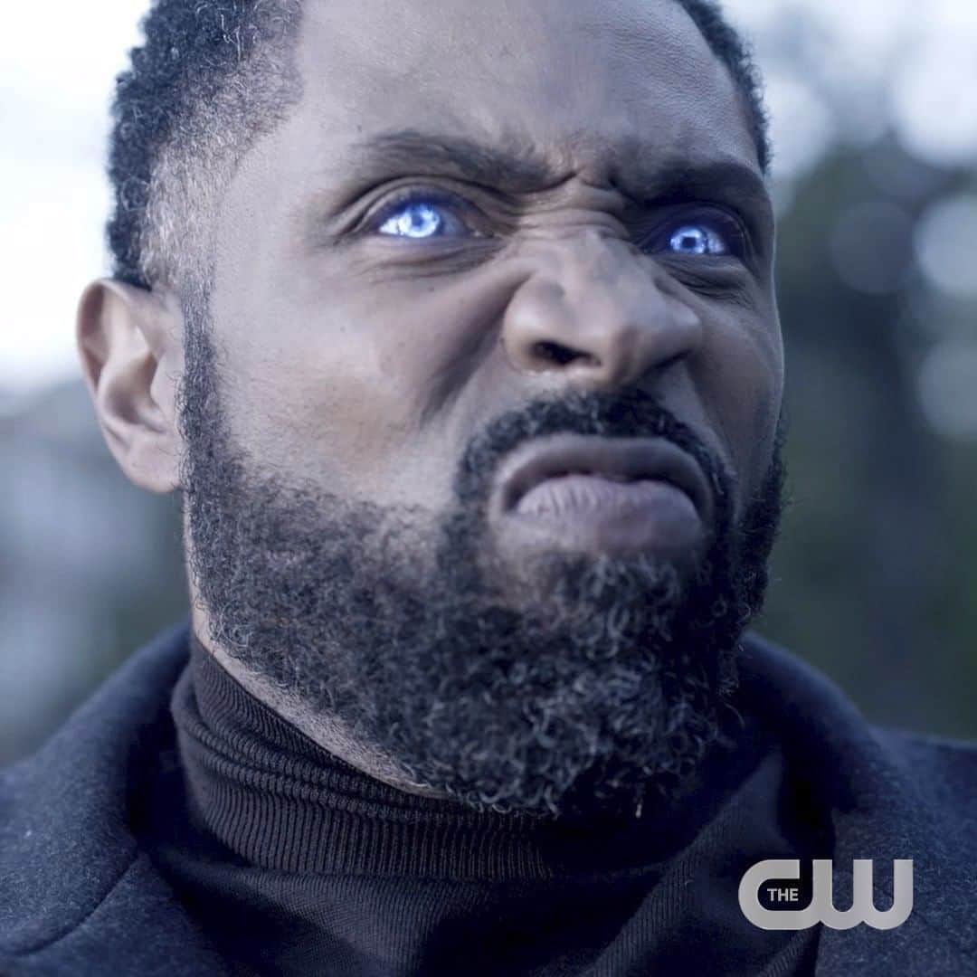 The CWのインスタグラム：「The world needs #BlackLightning. @cw_blacklightning Season 4 premieres Monday, February 8! Stream next day free only on The CW.」