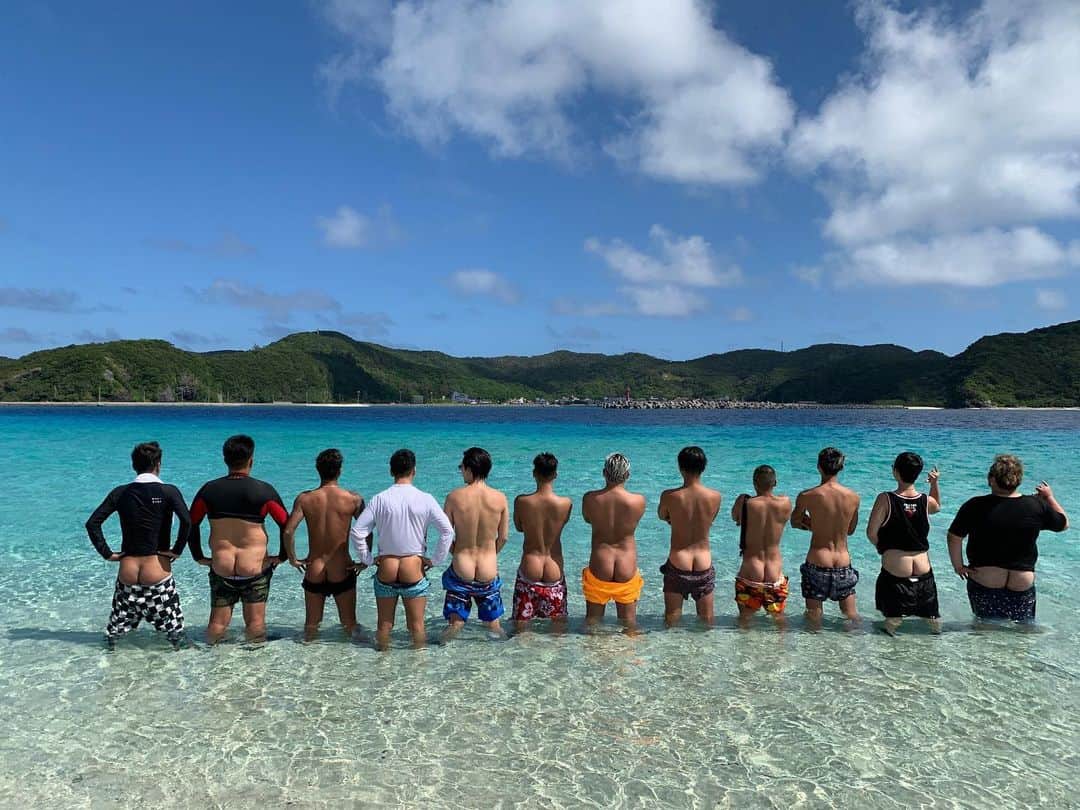世界のアディ男のインスタグラム：「沖縄不足。  #トリプルファミリー」