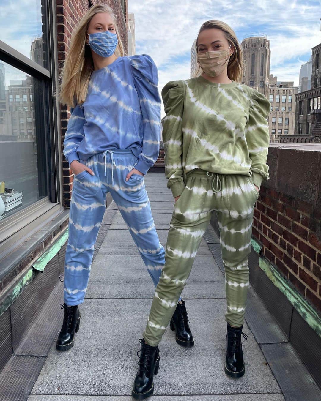 ニコールミラーのインスタグラム：「Double trouble 👊🏻 in our Tie Dye Sweats! Which color would you wear? #NMResort2020 #tiedye」