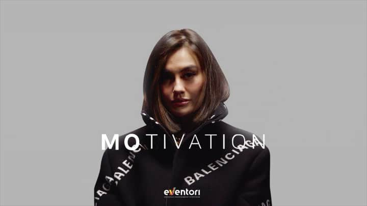 アグネス・モニカのインスタグラム：「MOnday is no longer scary. AGNEZ MO and @eventori.id present: MOtivation.   #AGNEZMO #theMOinme #MOtivation #MOndayMOtivation   Every Monday at 10.01 am 🤍」