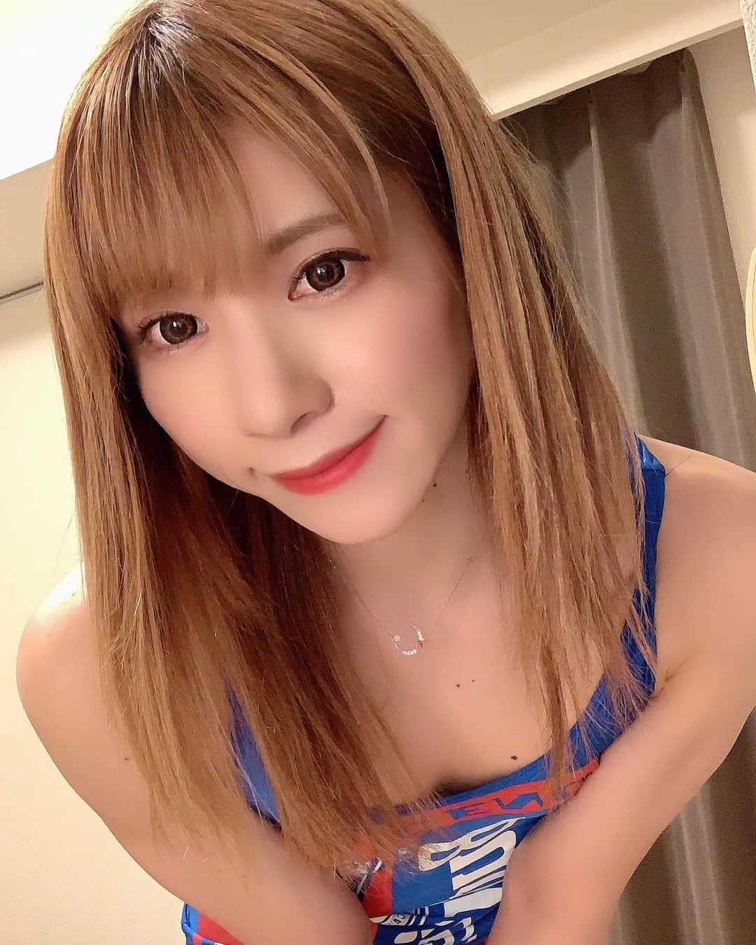 まゆりのインスタグラム：「バドコス💕」