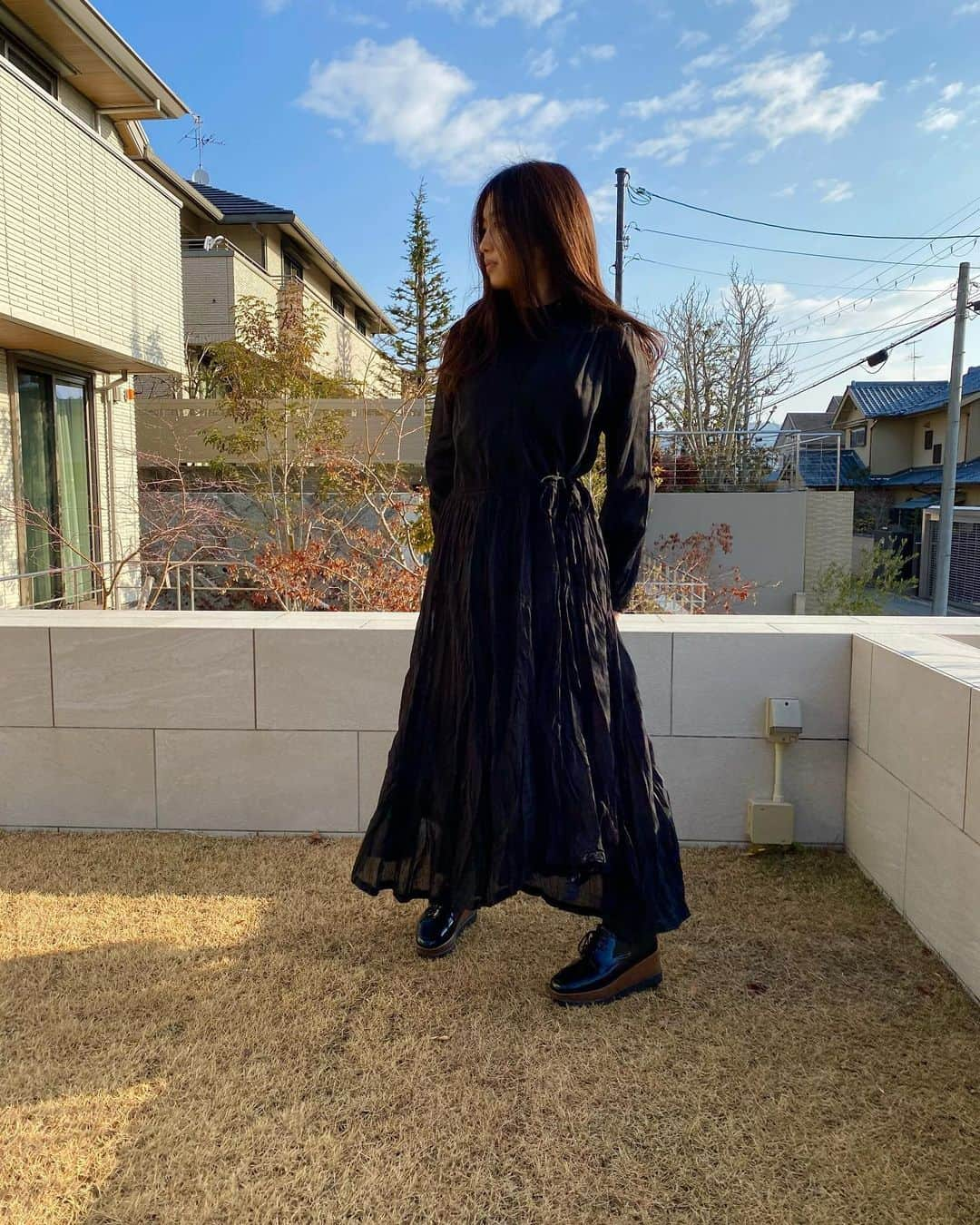 青山美郷さんのインスタグラム写真 - (青山美郷Instagram)「・ ずっと気になってた『CASA FLINE』さん。 エシカルファッション、サステナブルな物づくりをされているブランド。 生活に取り入れるものは、自分でしっかり選択していきたいですね。 デザインも素敵で、長く使えて、サステナブル。 最高です🕊✨  #ethical#ethicalfashion#sastinable#サステナブル#エシカル#エシカルファッション」1月31日 18時24分 - aoyama_misato