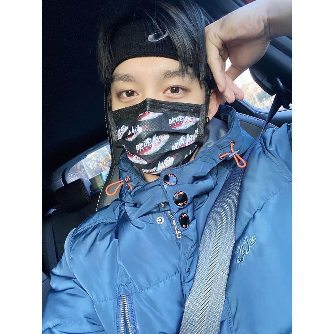 ツァオ・ヨウニン（曹佑寧）のインスタグラム：「我們叱咤風雲的口罩 真好看😎 #叱咤風雲 #現正熱映中」