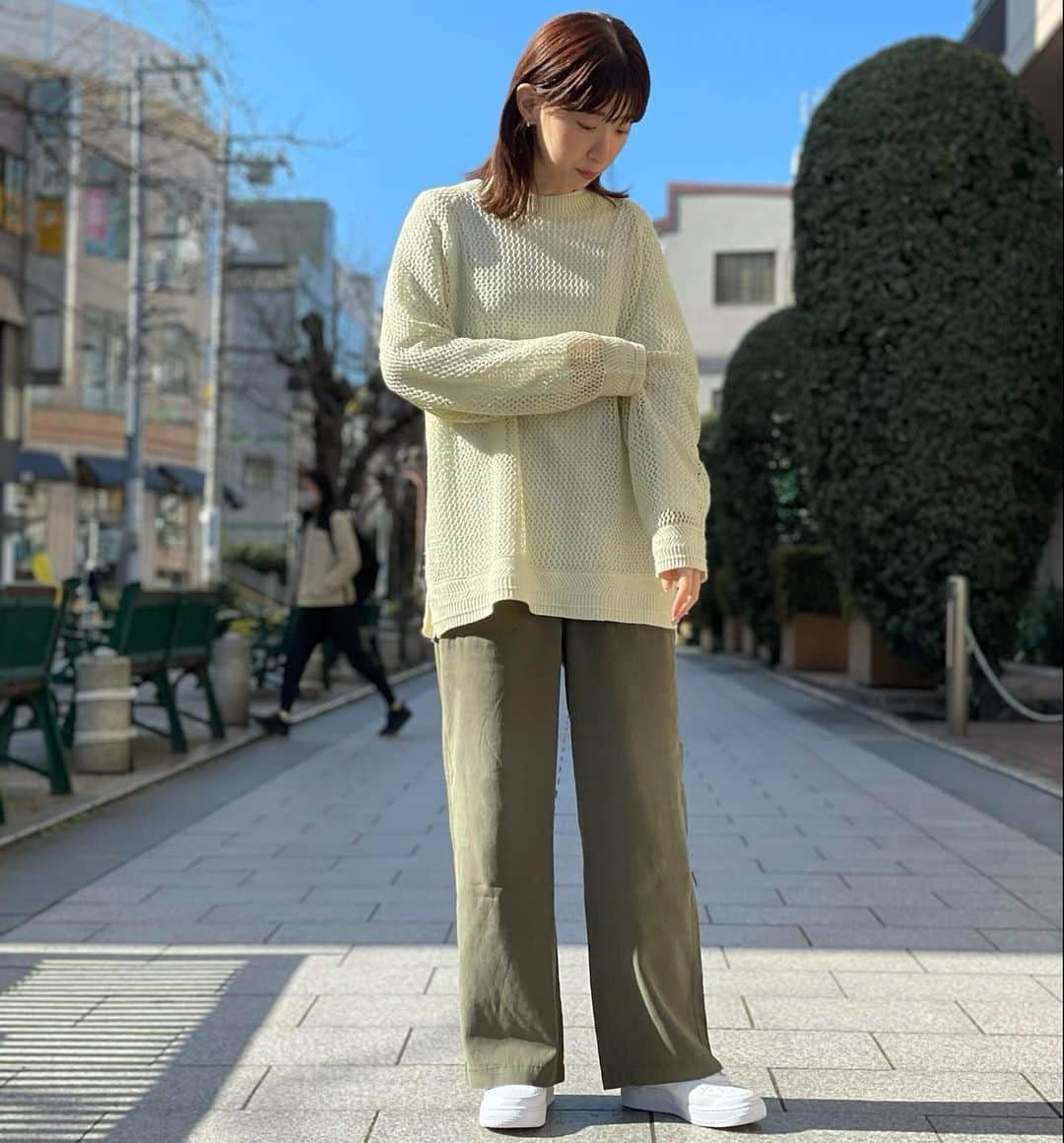 green label relaxing 自由が丘店さんのインスタグラム写真 - (green label relaxing 自由が丘店Instagram)「【WOMEN's Styling】 . . knit 《FILL THE BILL》 3613-599-2309 ¥28,000+tax . inner 3612-175-1949 ¥3,900+tax . pants 3614-105-2170 ¥7,200+tax . shoes 3631-499-1648 ¥10,000+tax . . ▫️営業時間 11:00-19:00 . . ☎︎03-5731-8531 お電話にて通販も承っております。 .  #unitedarrows  #ユナイテッドアローズ #greenlabelrelaxing  #グリーンレーベルリラクシング #jiyugaoka #自由が丘 #fillthebill  #instafashion #styling #ootd  #glr_jiyugaoka_snap #glrsnap #glrsnap_women」1月31日 19時02分 - glr_jiyugaoka