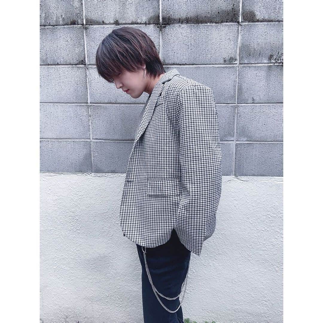 HIROTOのインスタグラム：「#ivvy #hiroto #beep #code #fashion #photo #jpn #artist #me #l4l #팔로우 #instagram #instagood #instasize」