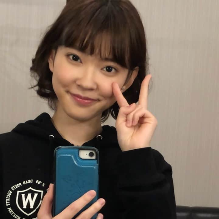 小向なるのインスタグラム：「「#いまを生きる 」 本日が東京千秋楽でした！！！ ご来場、応援、誠にありがとうございました！✨ 関わる全ての方へ、心からの感謝を。 そしてここからまた大阪公演に向け、 万全を期していきます。」