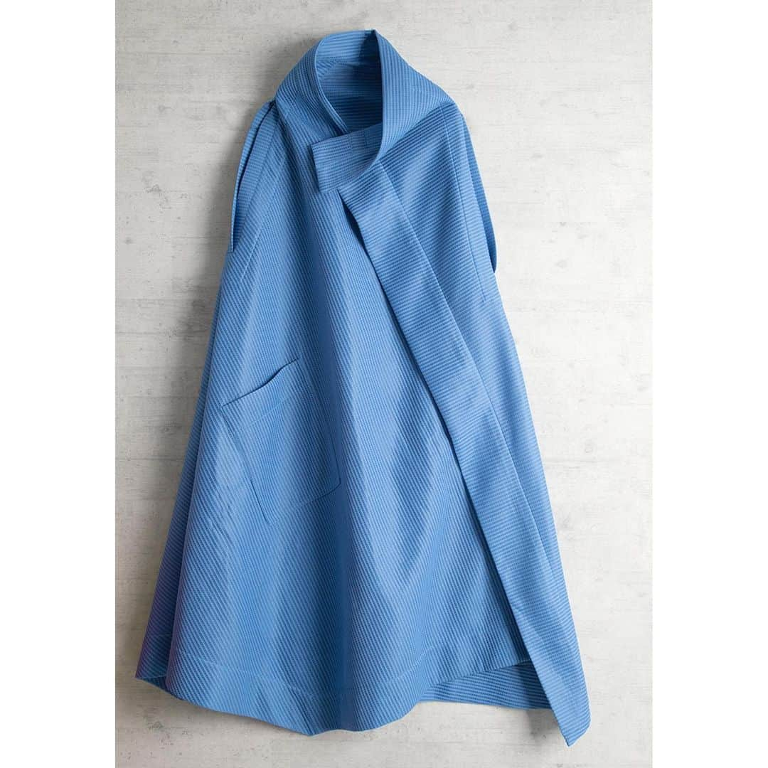 playfulさんのインスタグラム写真 - (playfulInstagram)「【買取新着】 ISSEY MIYAKE 132 5. ワッフルメッシュ変形ジップノースリーブロングベスト お買取お申し込みはこちらから(www.playful-kaitori.com)  プレイフルの買取は 専門知識のあるスタッフが査定させていただきます。 丁寧かつスピード査定には自信があります！  ☑︎詰めて送るだけの簡単買取(無料の宅配キットあり)  ☑︎シーズン・年代不問で高価買取  ☑︎お客様負担ゼロ(キャンセル時の返送料も無料)  #買取 #ブランド買取 #古着 #出張買取 #playful #プレイフル #イッセイミヤケ #イッセイミヤケハート  #イッセイミヤケメン #お洒落さんと繋がりたい #三宅一生  #secondhand #secondhandclothes #secondhandshop #secondbranded #thrift #thriftstores #isseymiyakehaat   #isseymiyake #secondhandstore  #isseymiyakemens」1月31日 19時38分 - playful_dc