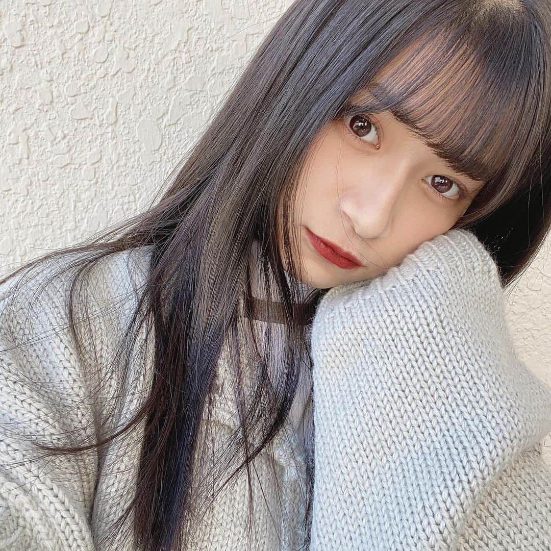 杉山緋那のインスタグラム：「友達からもらったカーディガンが可愛すぎた🥲また全身ものっけます❕」