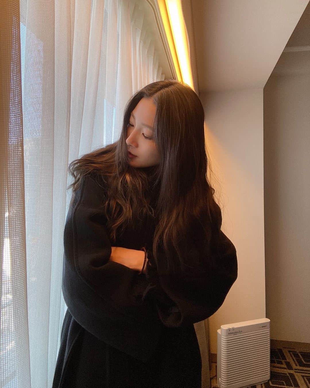 江田友莉亜のインスタグラム：「スペインの旅 コメント、DM沢山ありがとうございます‼︎ 全部みてます、嬉しい、感謝🙌🏻 ピレネーの衣装はまた今度載せます‼︎ あ、見逃した方はTVerで観られますっ  good night👋🏻🌙」
