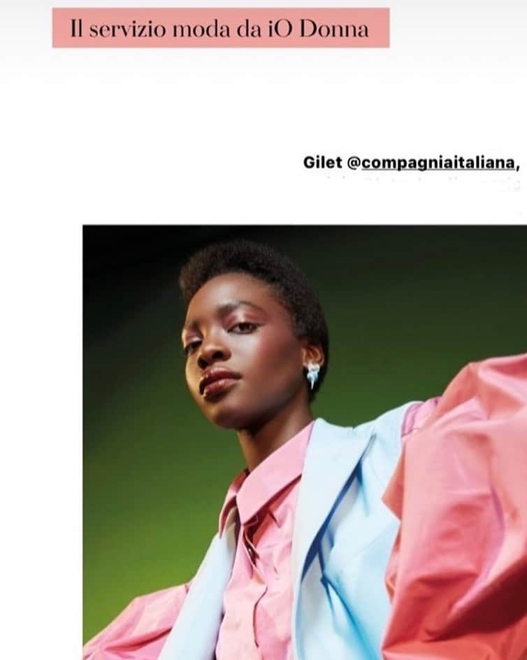 のインスタグラム：「Il gilet @compagniaitaliana nell’editorial di @iodonna_it LIFE IN COLOR 🔴🟠🟡🟢🔵🟣 esprimi il tuo carisma aggiungendo un tocco di colore nei tuoi splendidi outfit ✨✨❤️  #editorial #fun #color #vibes #fashion」