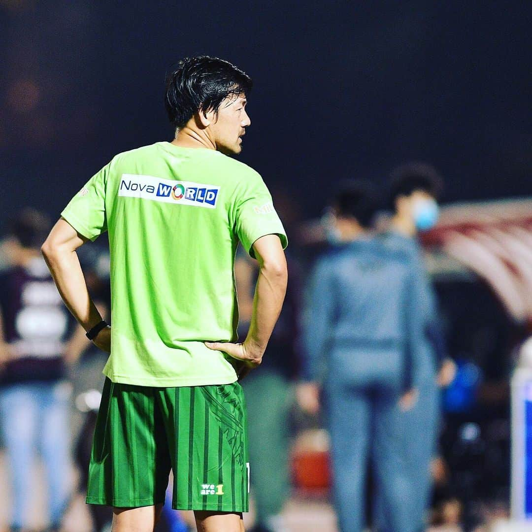 松井大輔さんのインスタグラム写真 - (松井大輔Instagram)「2勝目　I won the match yesterday  #vietnam  #hochiminhcity  #saigon  #saigonfc #soccer  #daisukematsui #win #match #game #サッカー #enjoy  #enjoyfootball  #10 #ボールは友達」1月31日 20時06分 - matsuidaisuke_official