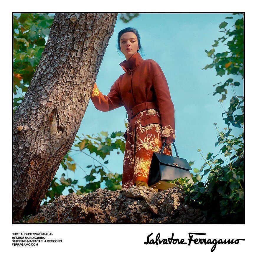 マリアカルラ・ボスコーノのインスタグラム：「@ferragamo #SS21    #DirectedbyLucaGadagnino  @paulandrewprivate」