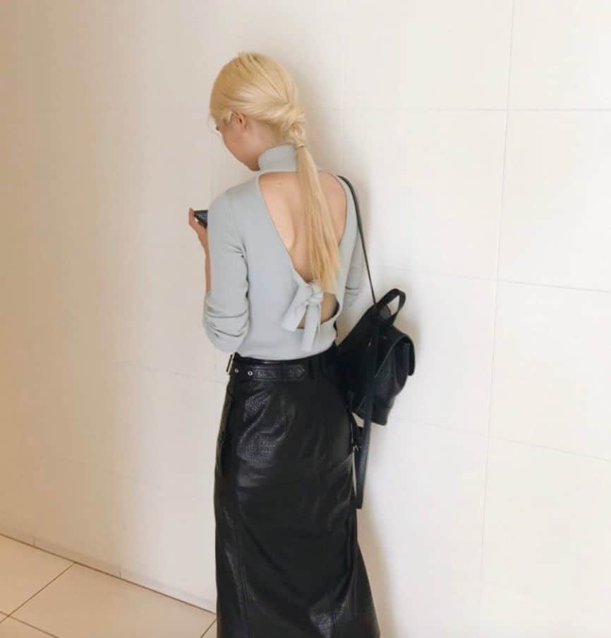 のインスタグラム：「(っ'-')╮=͟͟͞͞📱ﾌﾞｫﾝ」