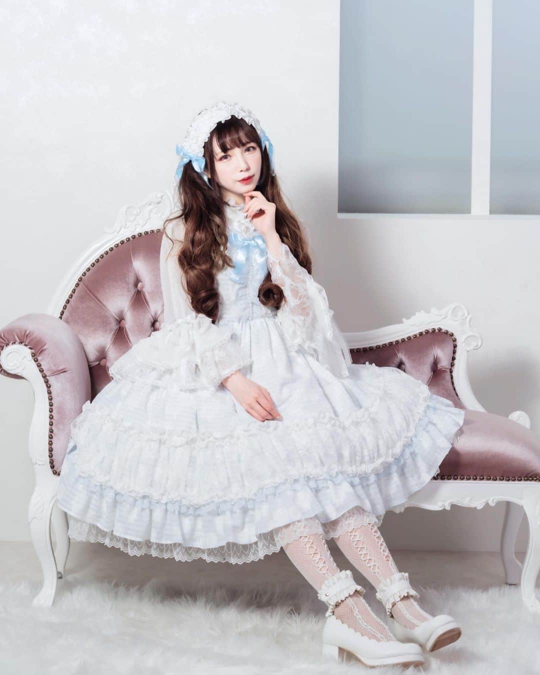 のインスタグラム：「もう春気分🌷  #ロリータ #lolitafashion  #angelicpretty #甘ロリ #sweetlolita #アンジェリックプリティ」