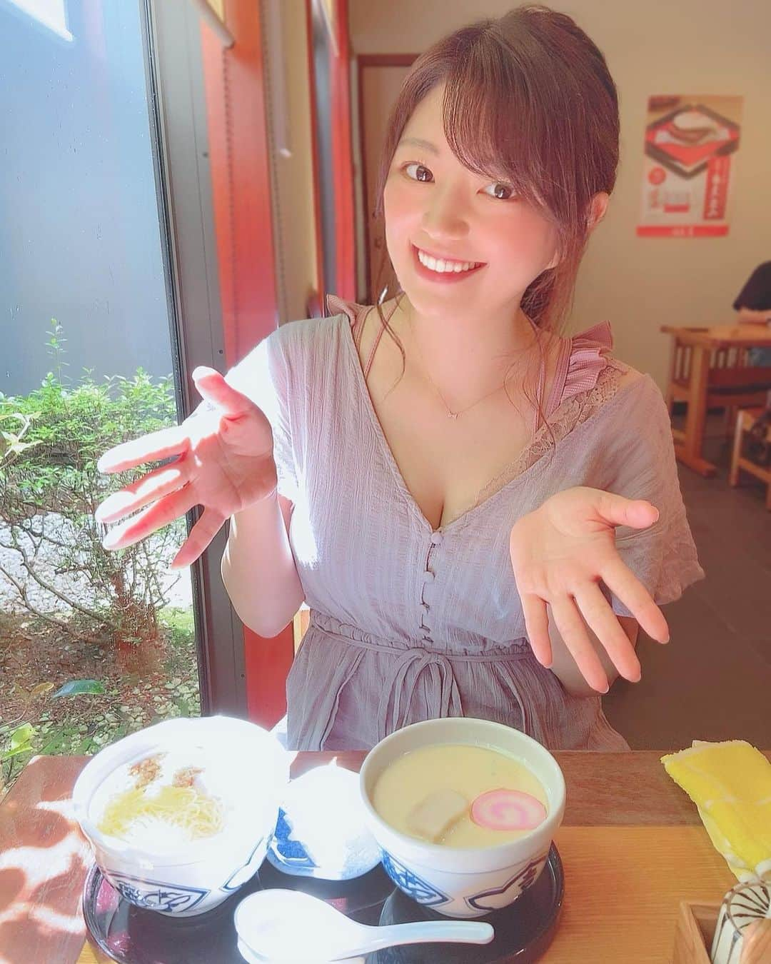 穂波はるのインスタグラム：「今やってる #せっかくグルメ で前に長崎旅行で食べた吉宗の茶碗むしでてた💫またいきたい〜っ💓  #吉宗 #茶碗蒸し」