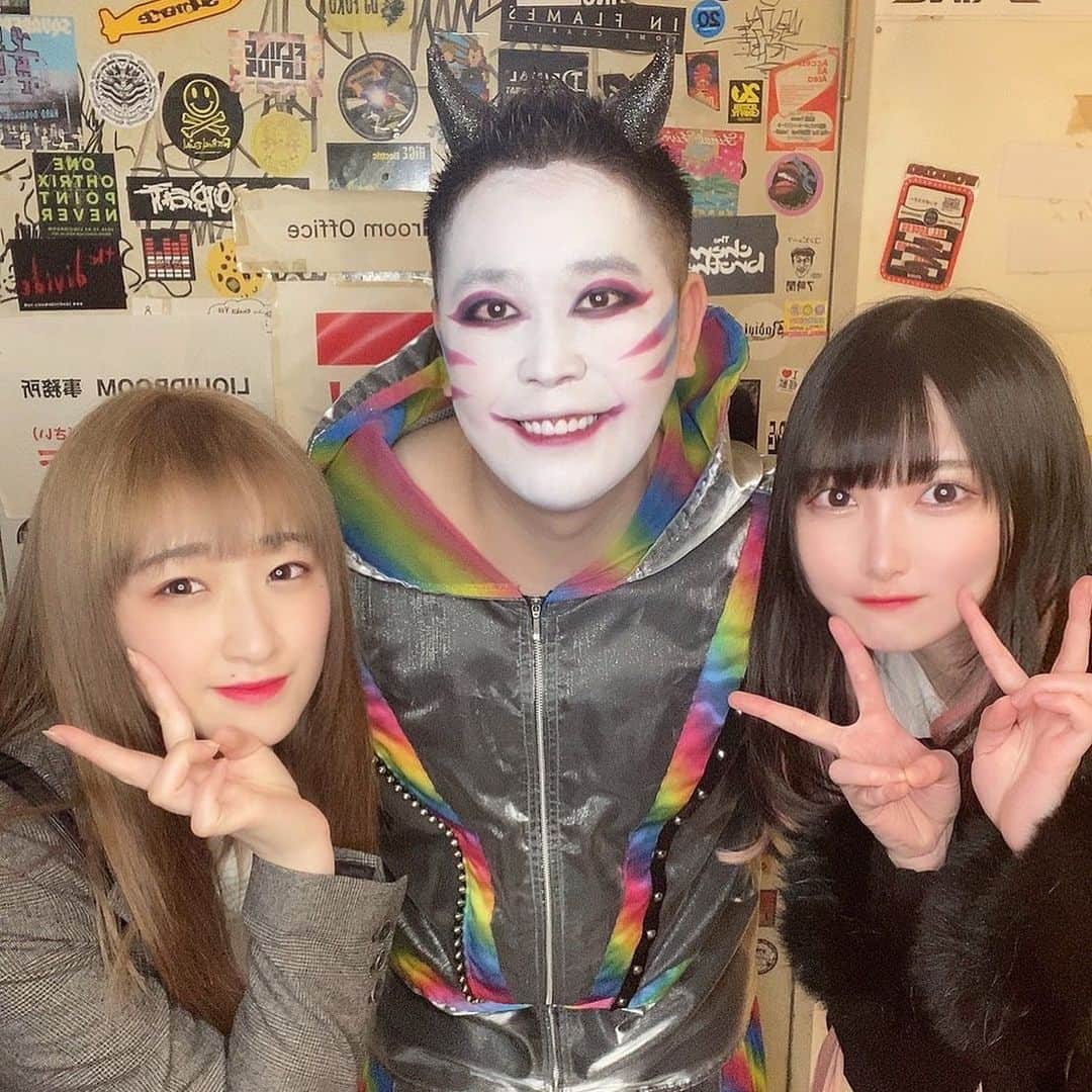 たっしーのインスタグラム：「渡辺と片岡🕸🦭 ＊ #モノクローン #虹色担当 #アイドル #たっしー」