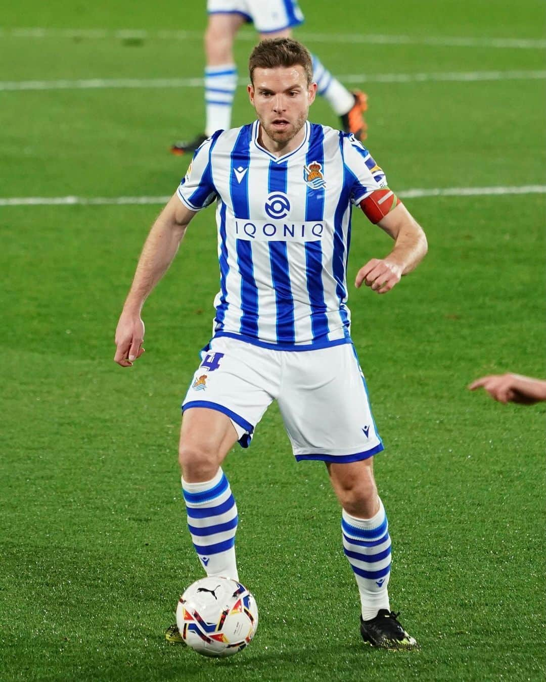 アシエル・イジャラメンディのインスタグラム：「⚽️😄 @realsociedad 💙🤍」