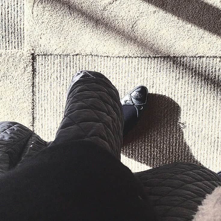 Michikoさんのインスタグラム写真 - (MichikoInstagram)「_______ 🖤✔️ . #blackonblack  #outfitoftheday  .」1月31日 21時01分 - michiko.jp