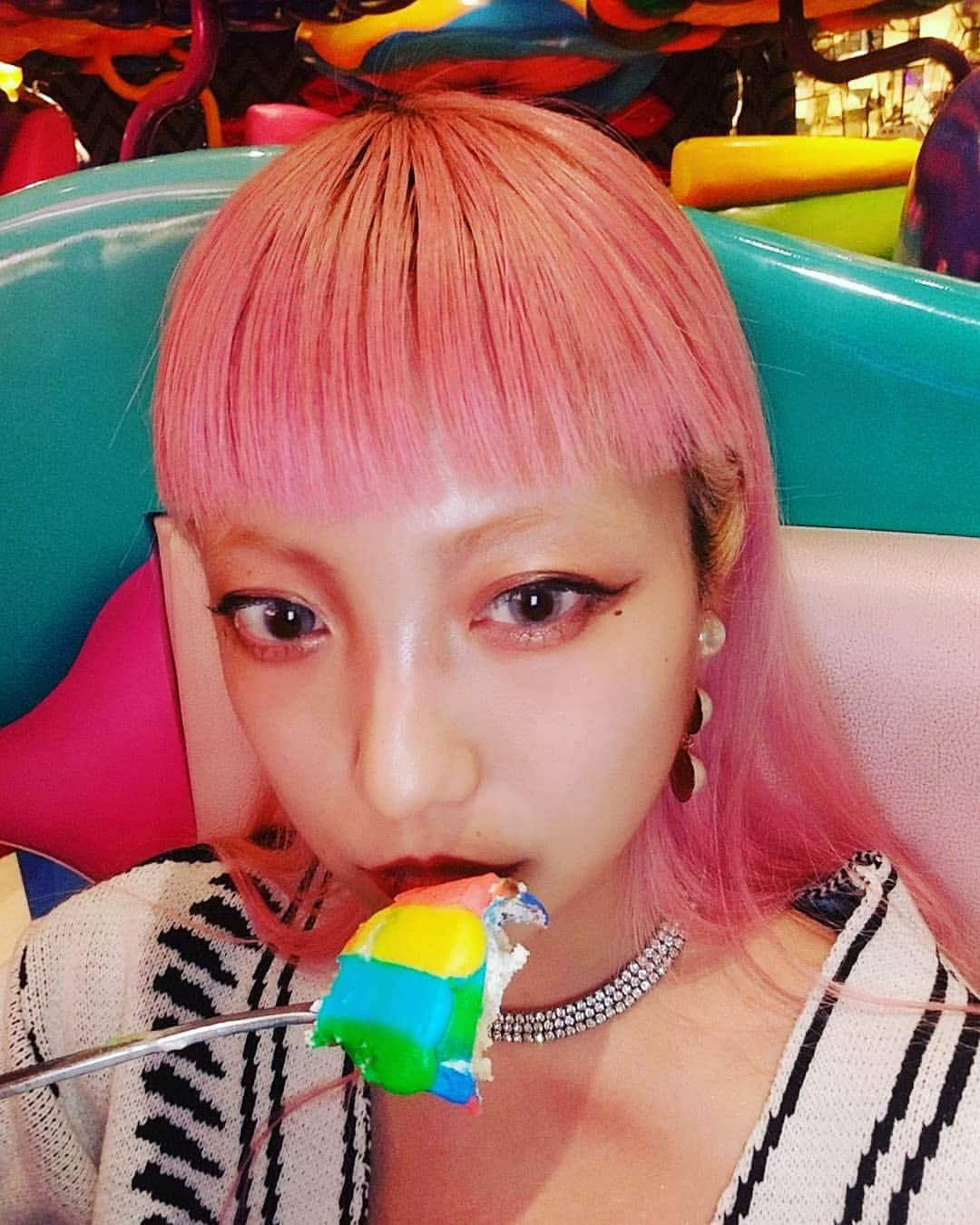 小林レイミさんのインスタグラム写真 - (小林レイミInstagram)「❤️🧡💛💚💙👋  #Kawaiimonstercafe  #kawaiimonstercafememory  #kawaiimonstercafeharajuku  #forever #kawaii」1月31日 21時10分 - _reimi._____