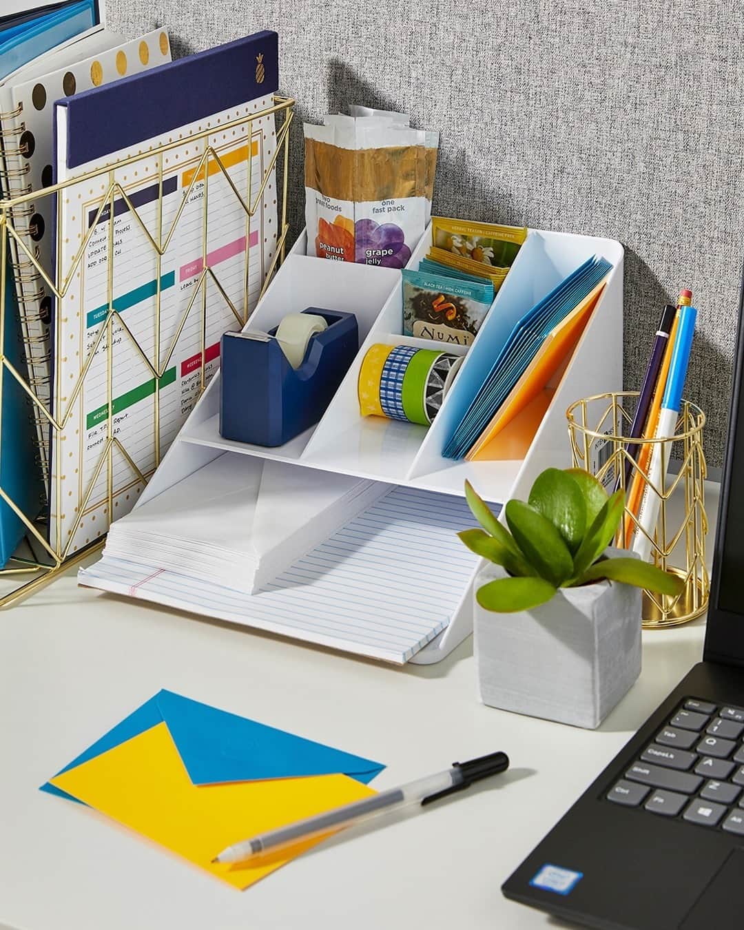 Wal-Mart Stores, Incのインスタグラム：「Hit the heart if you’re ready to turn your home workspace into something that reads more like “I color coordinate my notes" in 2021.」