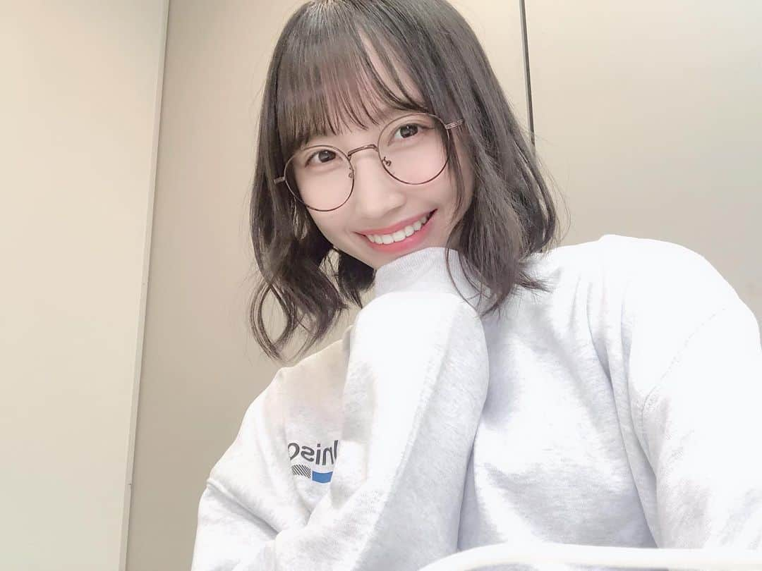 薮下楓さんのインスタグラム写真 - (薮下楓Instagram)「メガネ👓 明日からまた1週間がんばりましょう🕺  #薮下楓 #STU48」1月31日 21時42分 - yabushita__fuu