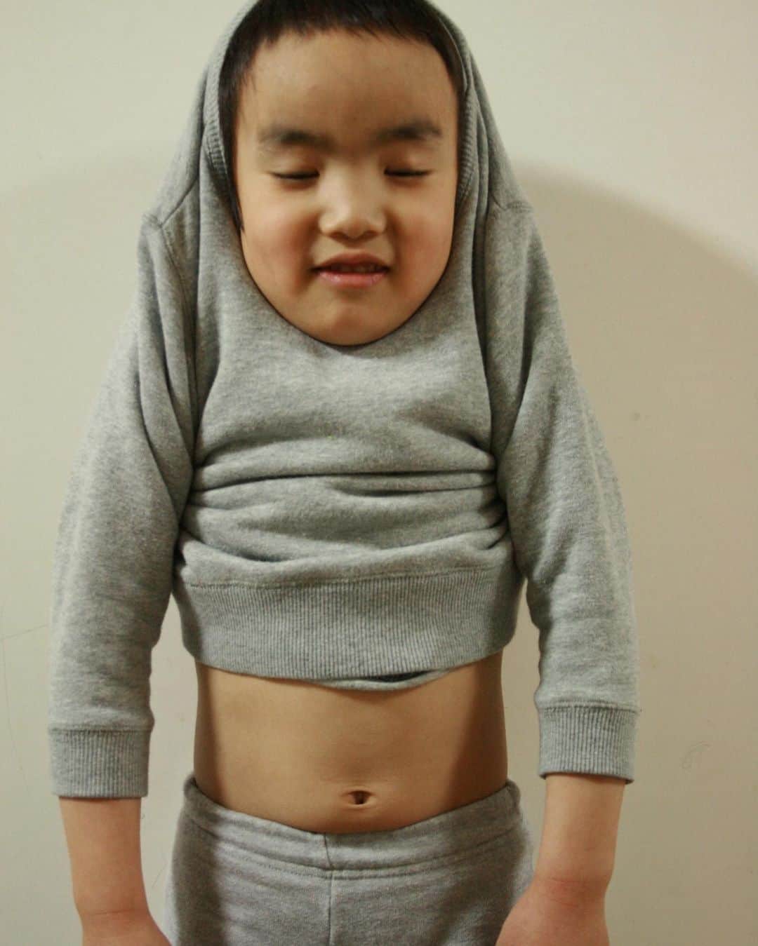 Rocoのインスタグラム：「01.31 晩ごはん後、息子は友達と公園でバスケしてくると…🏀 帰宅後、星がきれいに見えるから見てみてと⭐️友達と一緒に公園で星を見ていたらしい🤩17歳男子ふだんはまだまだ反抗期な息子。なんだかキュンキュンしてしまいました♡」