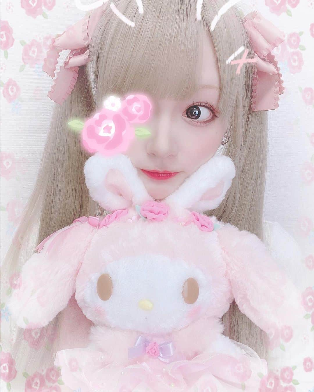 あかりのインスタグラム：「💗🎀ᕱ⑅ᕱ🎀💗  #あかちゃむとめろたん #憧れのバレリーナ」