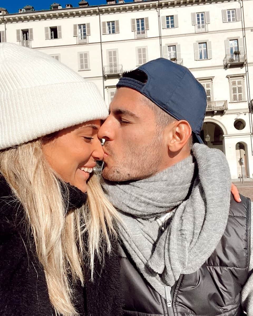 アルバロ・モラタのインスタグラム：「Io e te sempre. Ti amo piccola mia!❤️」