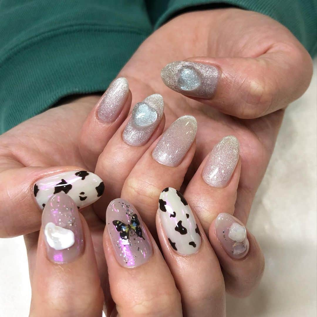 inthinkさんのインスタグラム写真 - (inthinkInstagram)「きらきらうるうる🥺 . . #inthink #inthinknail #ssinthink #ネイル #ネイルアート #個性派ネイル #ジェルネイル #nail #nails #gelnail #gelnails #凝膠指甲 #指甲設計 #美甲推薦 #光療美甲 #手繪指甲 #東區」1月31日 22時58分 - inthink