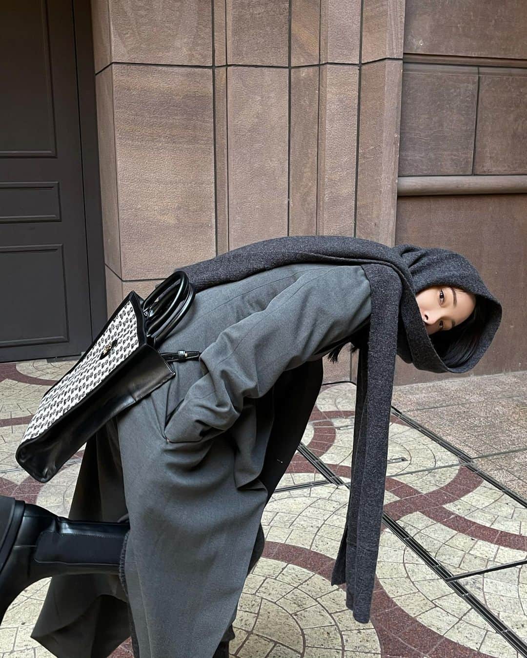 林映唯のインスタグラム：「生活很苦，但你要甜 #celine」