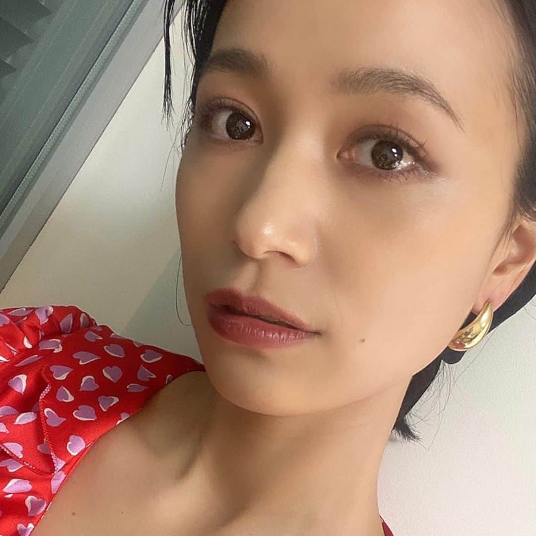 山口りさのインスタグラム：「ゆーちゃん♡  @takahashiyu.official   girlyなワンピース👗とリボン🎀」