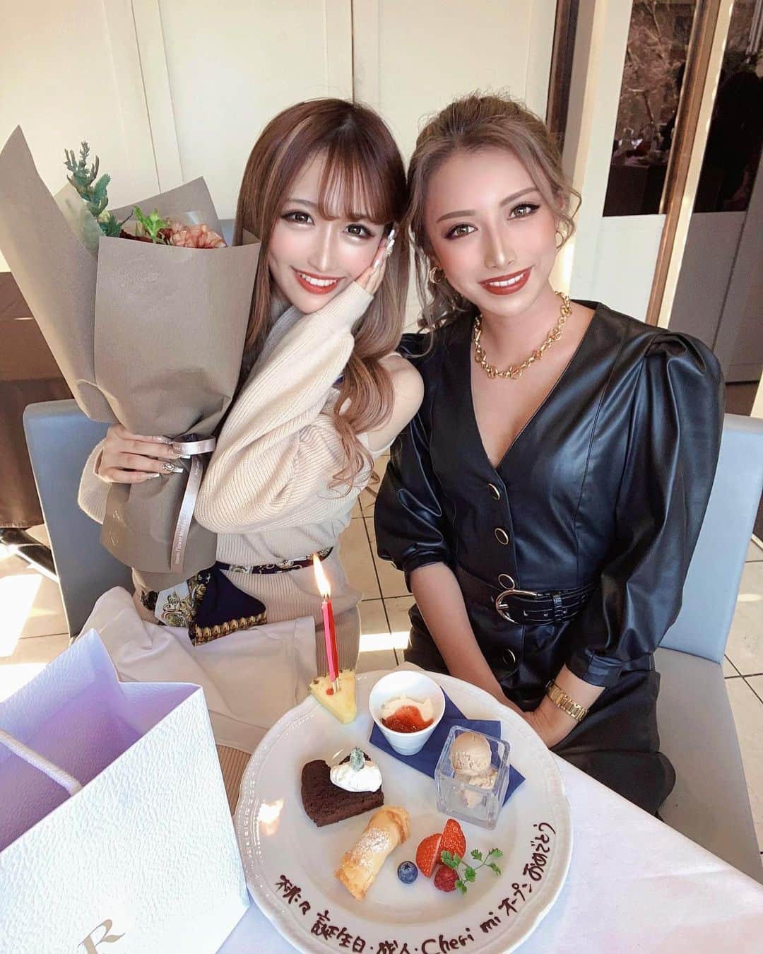 甲村仁絵のグルメインスタ