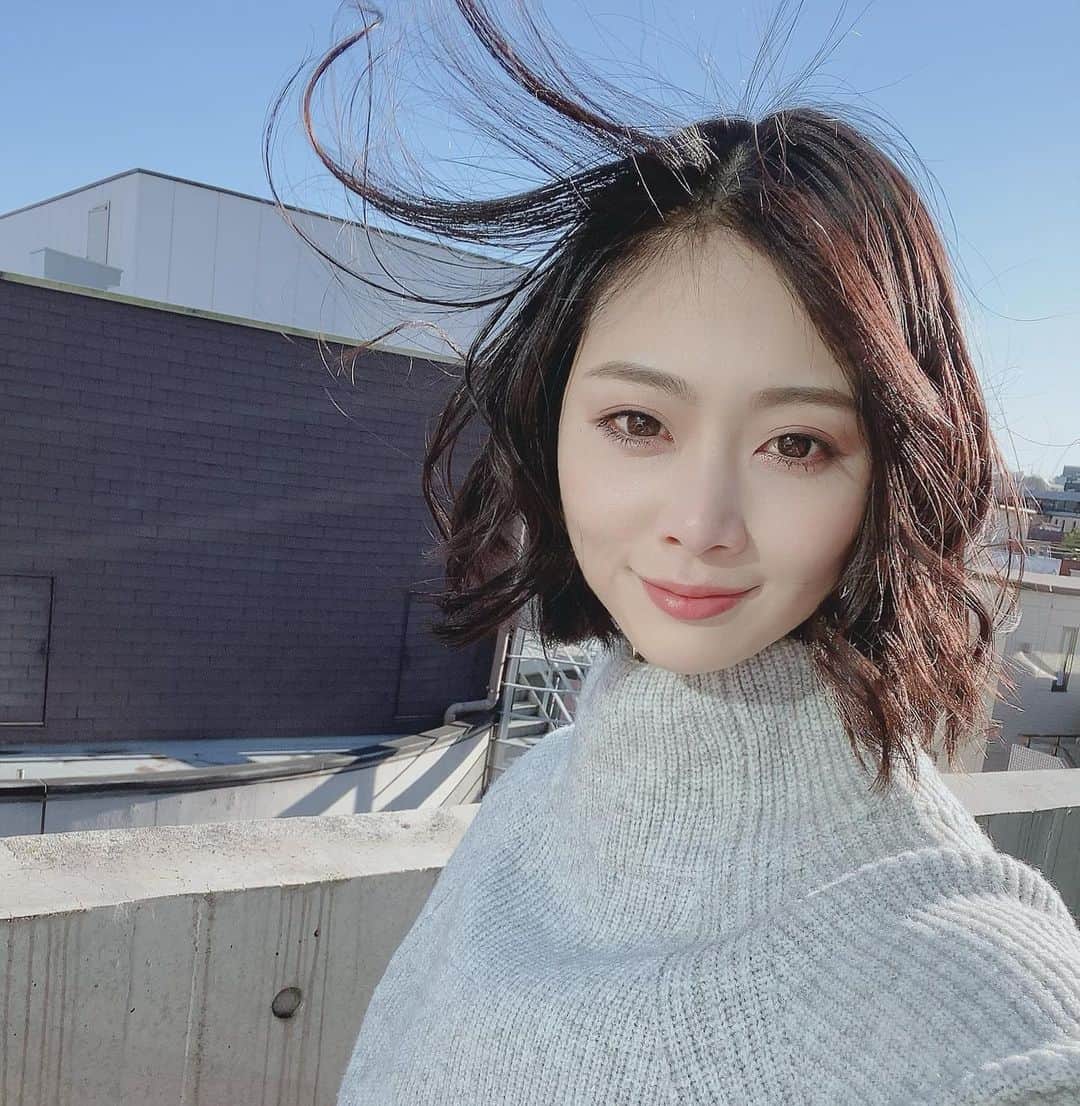 和田安佳莉のインスタグラム：「空飛べそうな天気だったね  #春かと思った」
