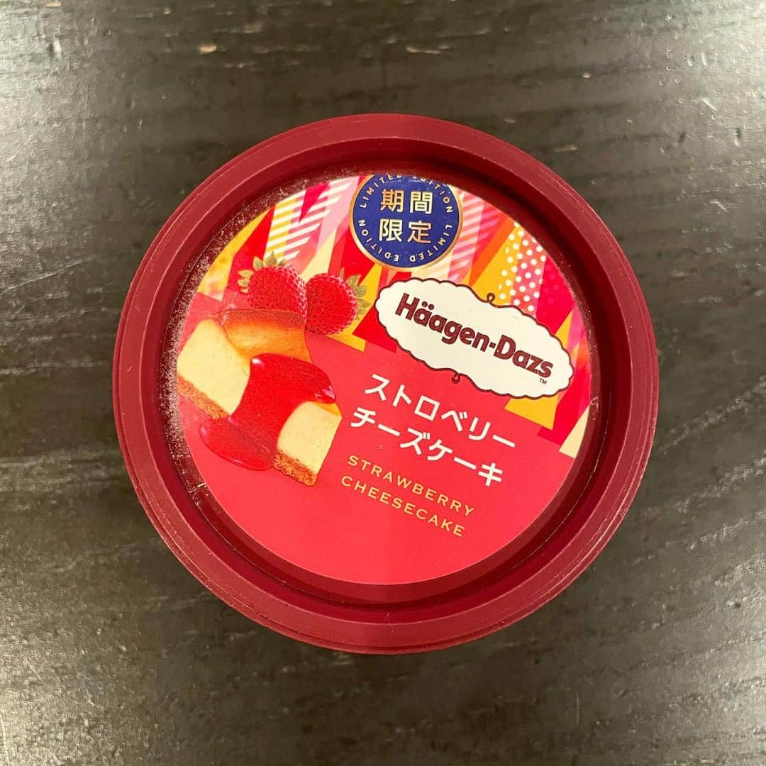Juniorのインスタグラム：「最近ハマってる  #ハーゲンダッツ」