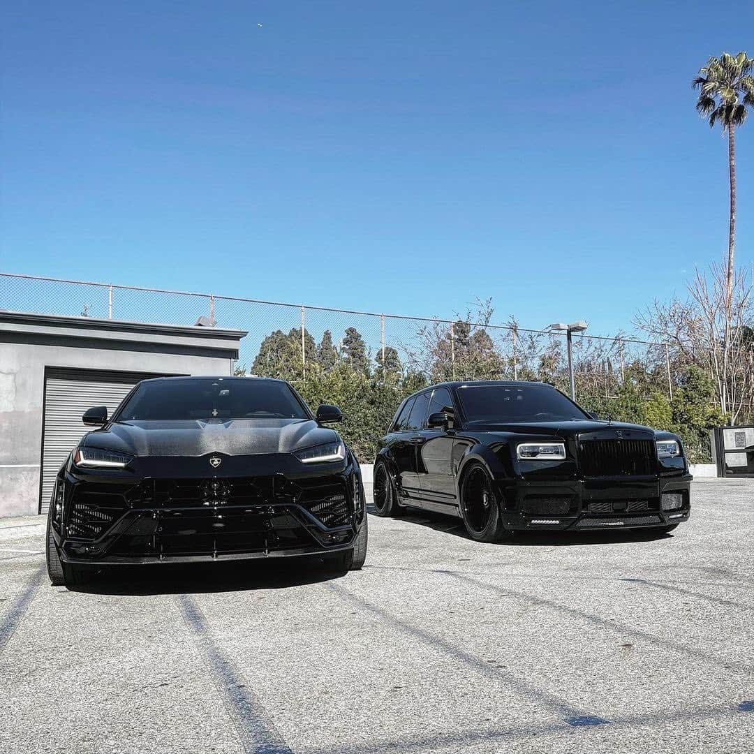 CARLiFESTYLEさんのインスタグラム写真 - (CARLiFESTYLEInstagram)「BEEFY Urus and Cullinan. Pick one! Done by @rdbla @rdbvik #carlifestyle #urus #cullinan」1月31日 23時28分 - carlifestyle