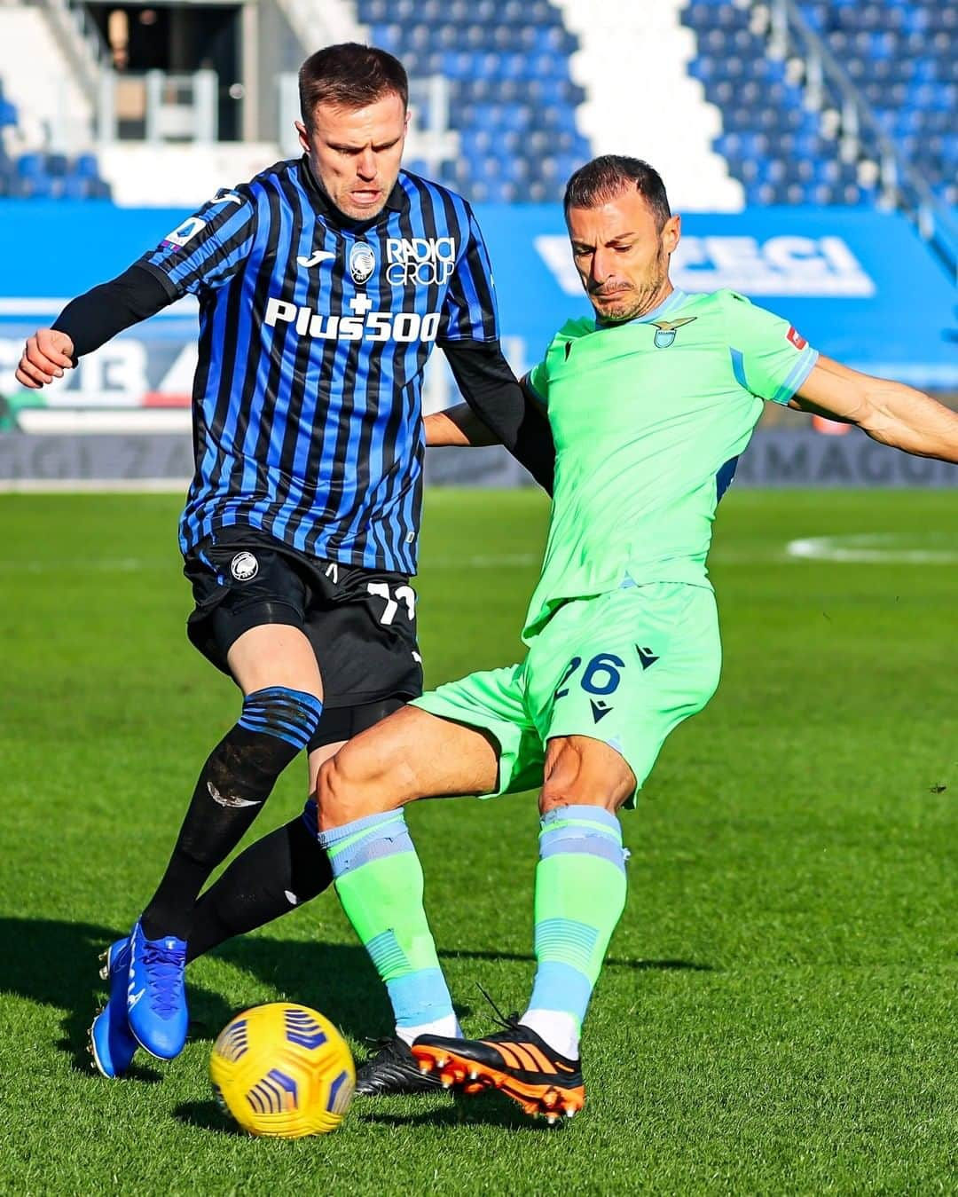 アタランタBCさんのインスタグラム写真 - (アタランタBCInstagram)「Serve una gran ripresa. NON MOLLIAMO!! 👊 Need a big second half. NEVER GIVE UP!! 😤 ⠀ #AtalantaLazio [0-1 HT] #GoAtalantaGo ⚫️🔵 #Atalanta #BergAMO #ForzaAtalanta #SerieATIM」1月31日 23時54分 - atalantabc