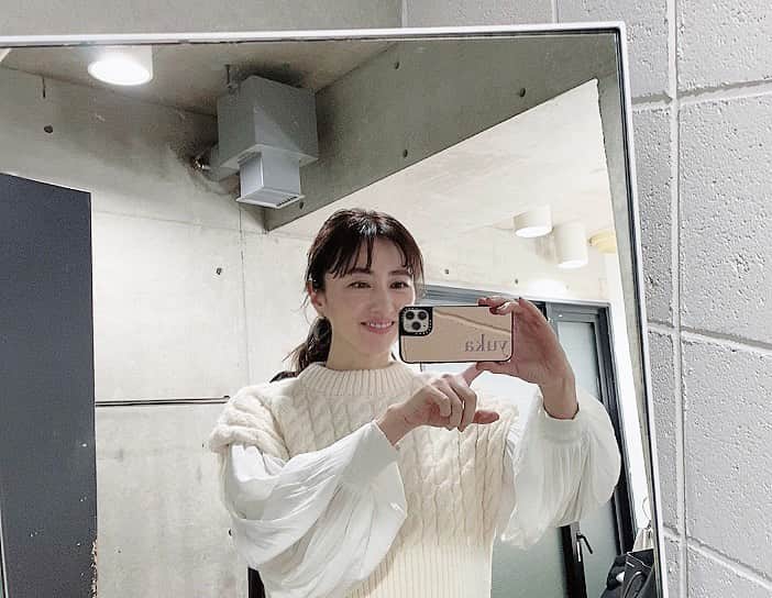 前田ゆかのインスタグラム：「お天気もよく おだやかなロケ日和⭐︎  #shooting  #summer  #次はなんのドラマを見ようかな #撮影でもドラマの話題」