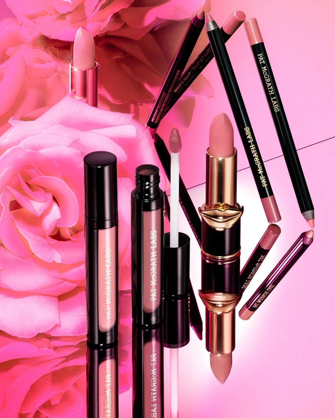 パット・マグラスさんのインスタグラム写真 - (パット・マグラスInstagram)「KISS OF A ROSE 🌹🌹🌹 Channel your inner LIP LEGEND with *NEW* #DivineRose II Lip Kits, starring MatteTrance™ Lipstick in shade ‘DIVINE ROSE,’ a sublime nude pink, LiquiLUST™: Legendary Wear Matte Lipstick in shades ‘DIVINE NUDE’ a major nude beige and ‘DIVINE ROSE’ a pretty plum pose, and LABS bestseller PermaGel Ultra Lip Pencil in ‘BUFF,’ a warm nude & ‘SUBURBIA,’ a midtone rose 🌹🌹🌹 Shop limited edition kits now exclusively at PATMcGRATH.COM」1月31日 23時56分 - patmcgrathreal