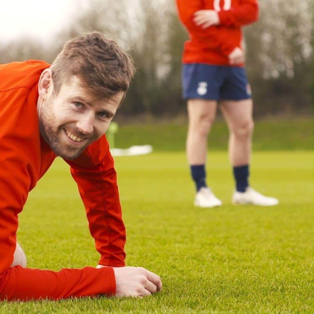 ラグビーイングランド代表のインスタグラム：「Coming soon...  Stay tuned for the new season of O2 Inside Line: The Next Level 🎬  #WearTheRose」