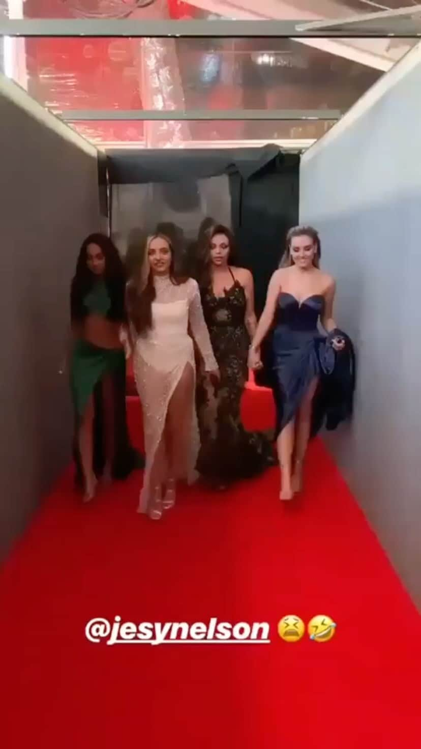 ジェイド・サールウォールのインスタグラム：「@littlemix  @jesynelson ❤️」