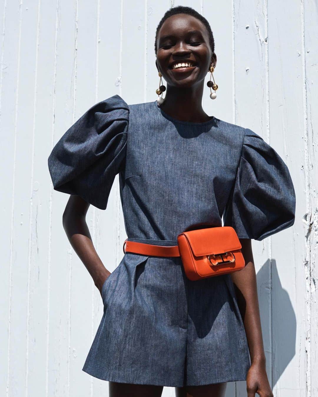 Saks Fifth Avenueのインスタグラム：「DENIM REIMAGINED: Luxe silhouettes and washes from @carolinaherrera elevate the trusty fabric like never before. #SaksItList」