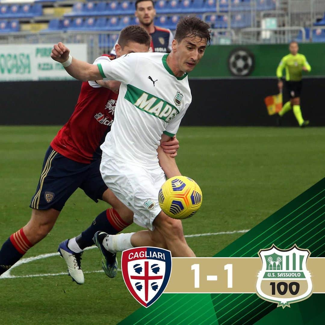 USサッスオーロ・カルチョのインスタグラム：「#CagliariSassuolo 1⃣-1⃣  I neroverdi agguantano il pareggio allo scadere grazie alla rete di Jeremie Boga! #Sassuolo che avrebbe meritato anche qualcosa di più per tutte le occasioni create 💪  #ForzaSasol 🖤💚」