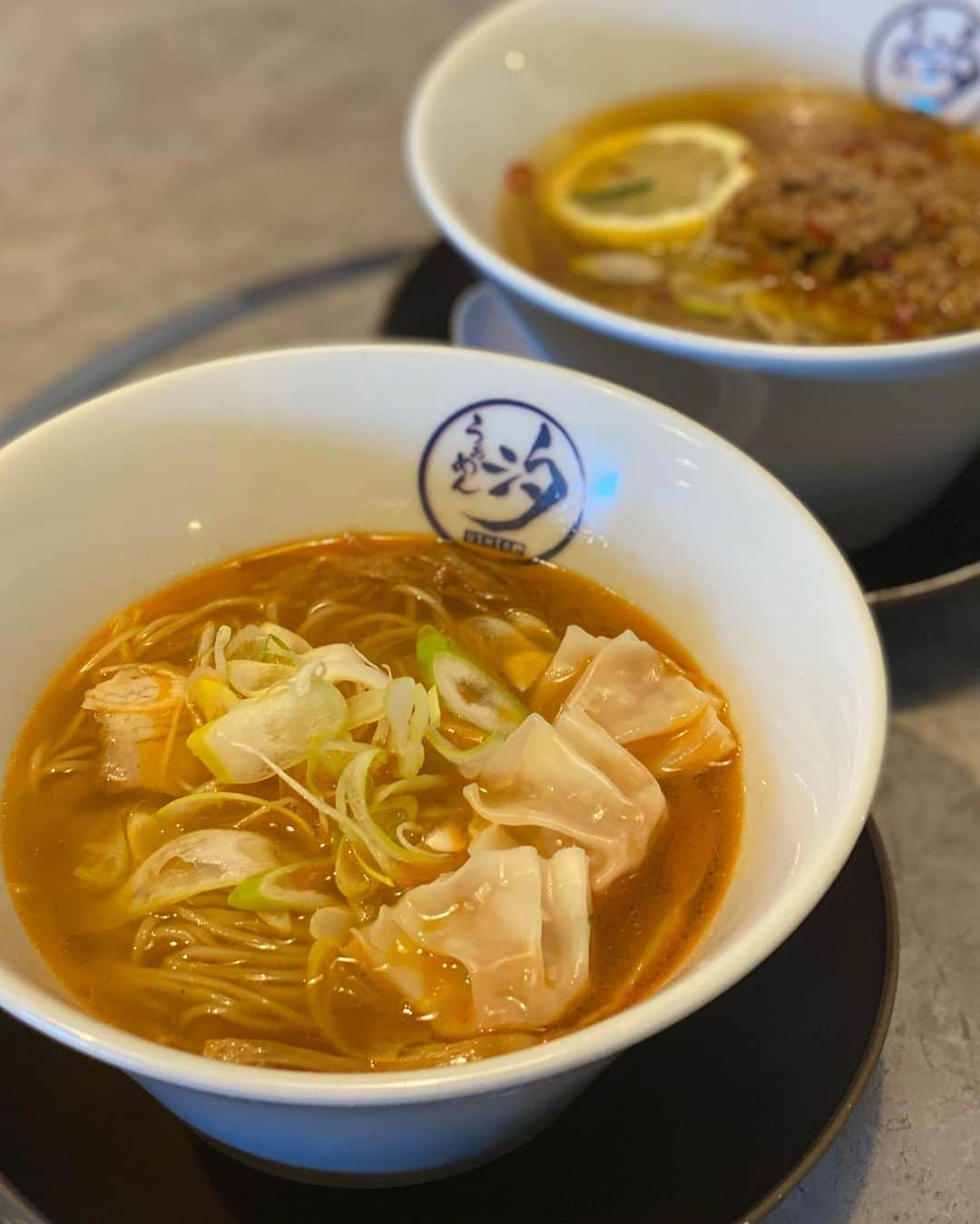 Ayuminさんのインスタグラム写真 - (AyuminInstagram)「🍜らぁめん汐🍜 焼肉のエイトカルビ、ナインカフェと 併設されている知立のラーメン店！ . テーブルに置いてあるモニターで注文！ ラーメンと焼肉屋だからこその丼も 楽しめるのが🙆🏼‍♀️❣️ハラミ丼お気に入り✨ . ☑️汐台湾らぁめん ☑️海老汐らぁめん ☑️ハラミ丼 . ※過去pic . . スタバクイーン👸🏼メインアカウント ➡︎ @ayumin0220stb . #エイトカルビ#らぁめん汐#ナインカフェ #知立ランチ#知立グルメ#刈谷ランチ#刈谷グルメ #愛知ランチ#愛知グルメ #インスタグルメアワード2021#あいなご#ナゴレコ#グルメライター」2月1日 10時57分 - ayumin0220