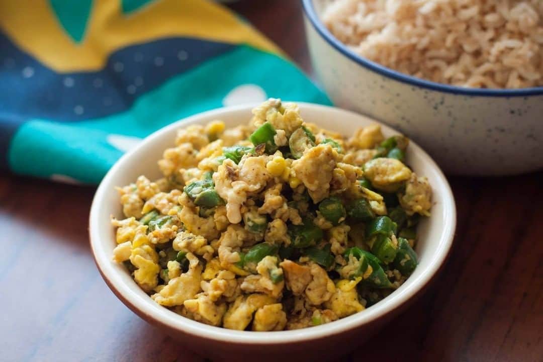 Archana's Kitchenさんのインスタグラム写真 - (Archana's KitchenInstagram)「Green Beans And Scrambled Egg Recipe is a dish that can be had for breakfast and also as a side dish for your mains. This recipe is simple to make and tastes delicious and is full of protein.  Get the recipe from the smart.bio link in my profile @archanaskitchen . . . . . #recipes #easyrecipes #breakfast #Indianbreakfast #archanaskitchen #healthyeating #highprotein #breakfastclub #dosa #dosarecipes #dosabatter #ragi #ragidosa #mysoremasaladosa #homemadefood #eatfit #cooking #food #healthyrecipes #foodphotography #recipeoftheday #comfortfood #deliciousfood #delicious #instayum」2月1日 11時30分 - archanaskitchen