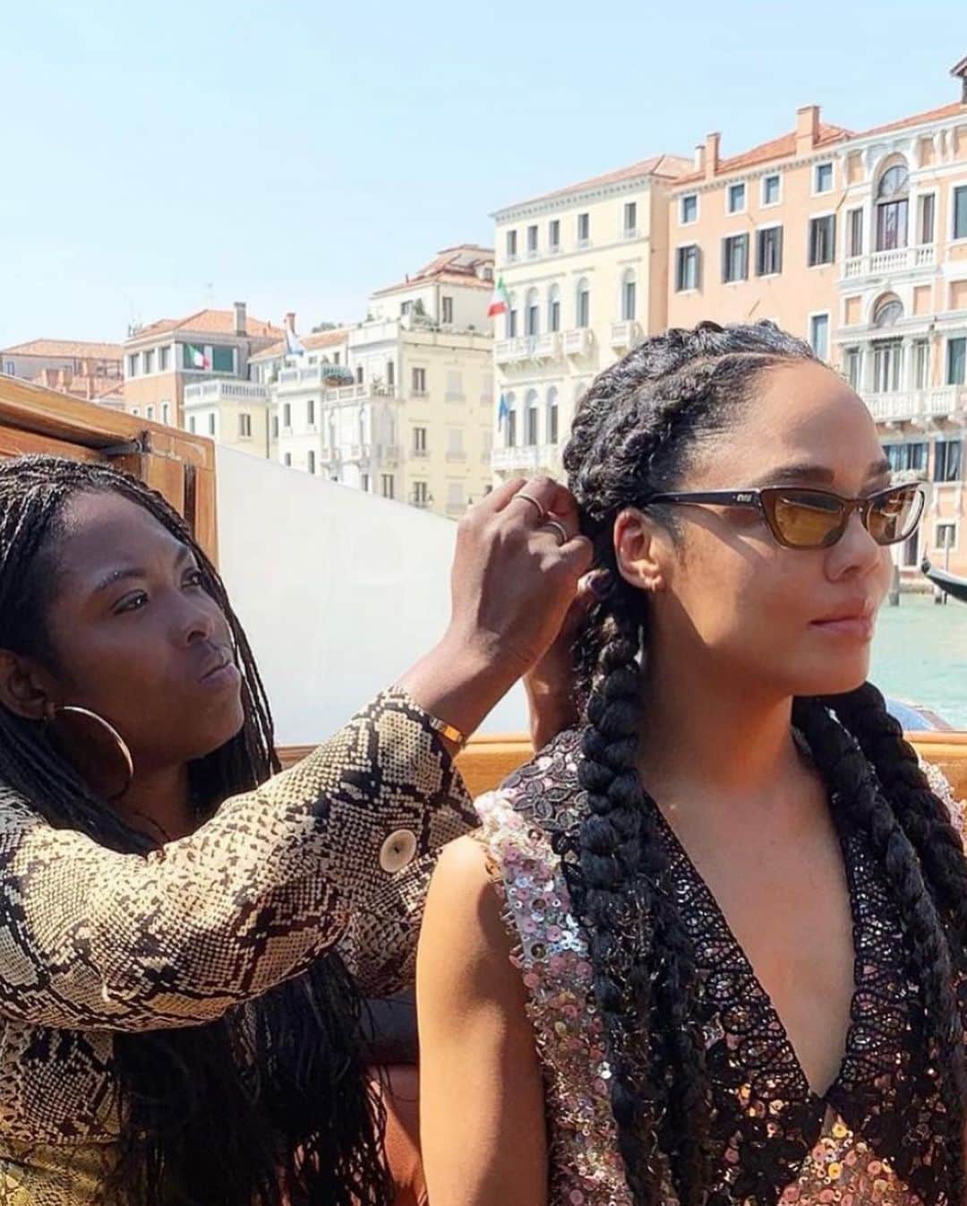 Lacy Redwayさんのインスタグラム写真 - (Lacy RedwayInstagram)「Favorite work trip for so many reasons. Here are a few.   This trip was my first time in Venice, Italy.🇮🇹 Such a beautiful city. Surrounded by water so we had to take water Taxis to get to work 😍. It was my first work trip that I didn’t just work and rushed off to the next thing. I extended my trip to enjoy parts of Italy. It was a life-changing experience for me, which makes me eager to return to this country and see more of what the world offers. Thank you for these memories, Italy. 🇮🇹」2月1日 11時47分 - lacyredway