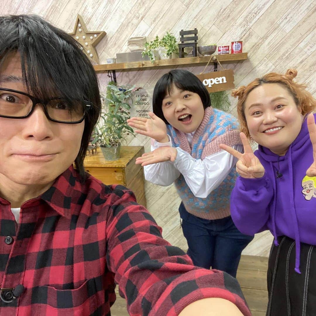 おかずクラブのインスタグラム：「オカリナです！  『コミック☆プリンスカフェ 乙女st.店 セカンドシーズン #1 一穂ミチ先生 編』  ＃１：１月３１日OA ４５分　（ゲスト：BL小説家  一穂ミチ先生） ＃２：２月２８日OA  ４５分　（ゲスト：BL漫画家  カシオ先生） ＃３：３月２８日OA　４５分　（ゲスト：BL漫画家　瀬戸うみこ先生）  日テレプラスで放送されます。 見て下さいね💫  見て下さった方はありがとうございます♪  森川さんも葉山さんも素敵な方でした」
