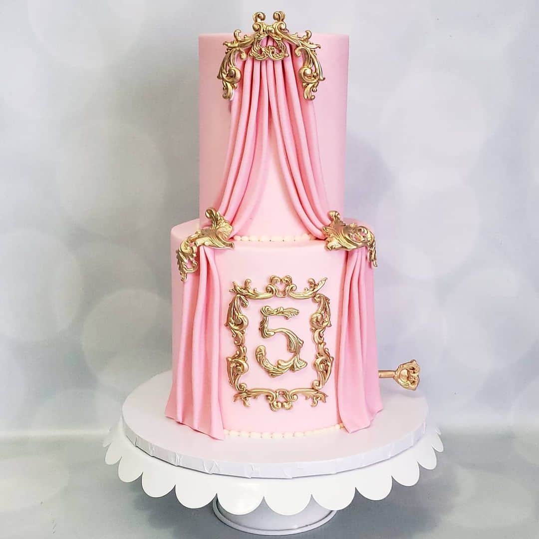 Honey Bee Cakesのインスタグラム：「💖」