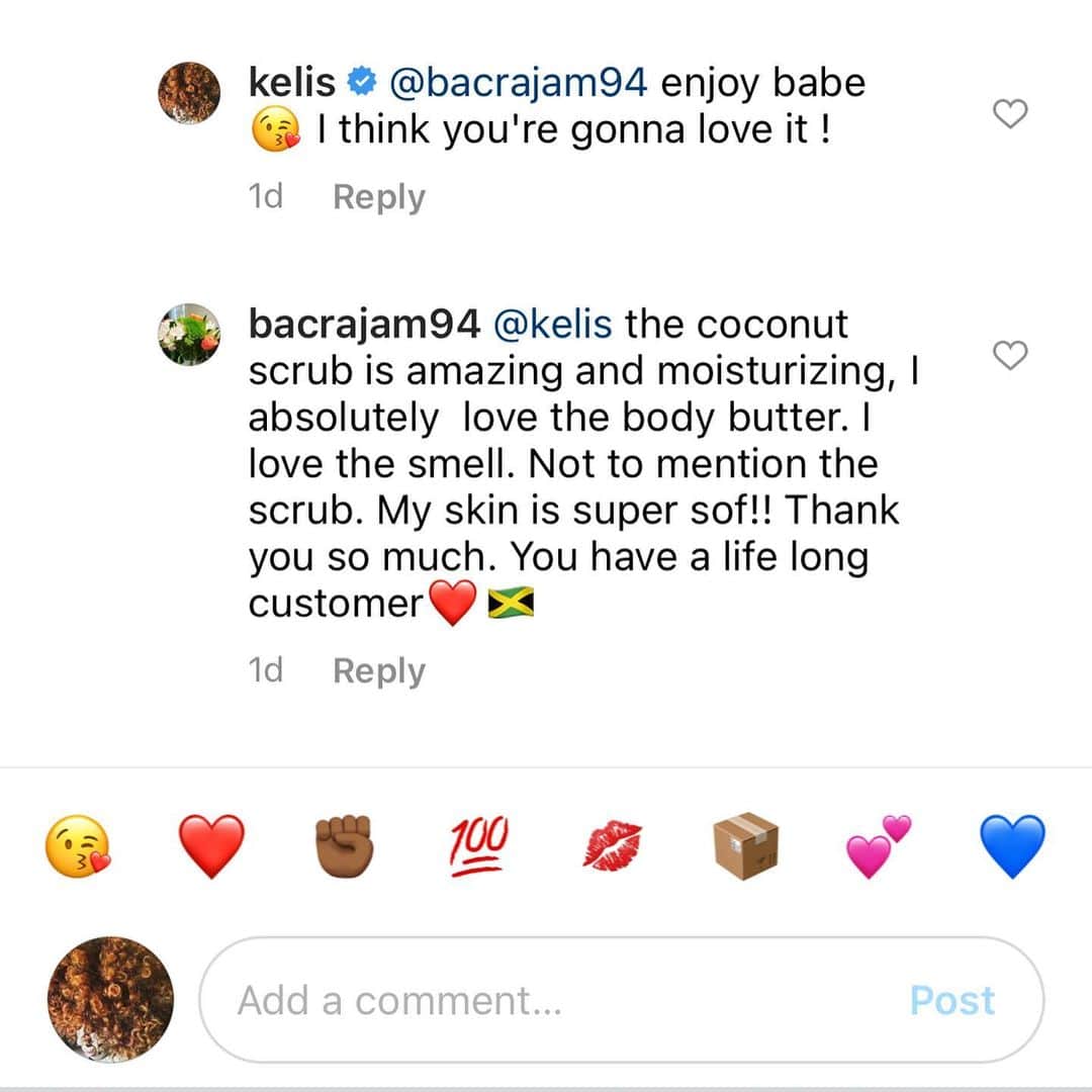 ケリスのインスタグラム：「Just taking a moment to reflect . Sunday appreciation day. I'm so grateful to all the ladies and folks who support this growth and have been here for it . Everything I do, I do with love and mindfulness. To build up, never to tear down. So when I get little notes like these they make me smile and sometimes laugh truly out loud with a big hearty joyful laugh cause I love spreading this goodness as far out as it can go . Love you guys , lather up this Sunday girls ;) @bountyandfull it's our lifestyle ❤️ love and spice」